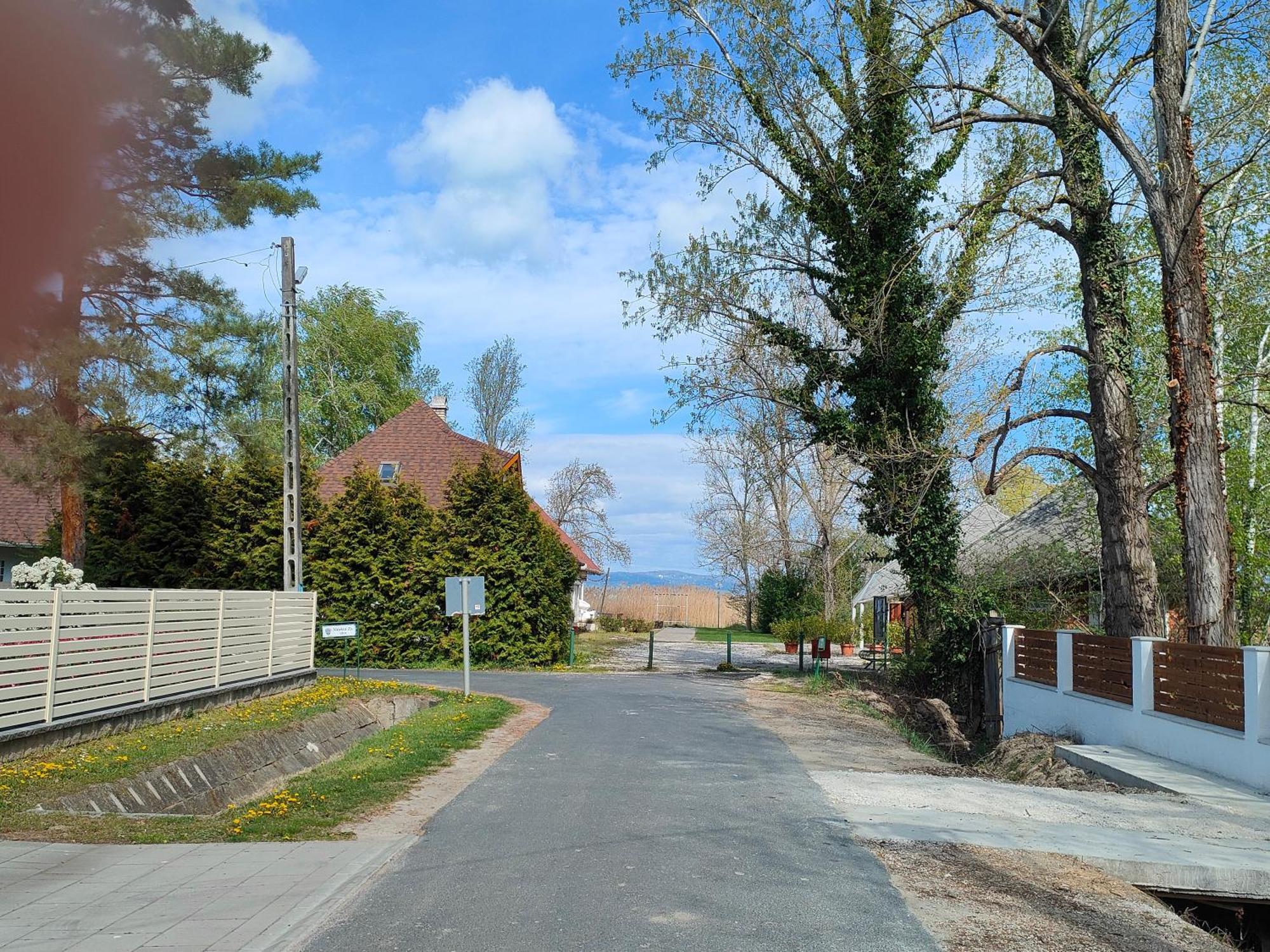 Perge Üdülövilla Balatonszarszo Exterior foto